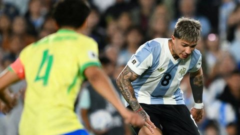 Substituições não mudaram o rumo do jogo - Imagem: Reprodução / Instagram / @afaseleccion
