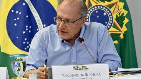 Presidente em exercício comenta sobre soltura de Mauro Cid: "direito de defesa" - Imagem: Divulgação | Cadu Gomes/ VPR
