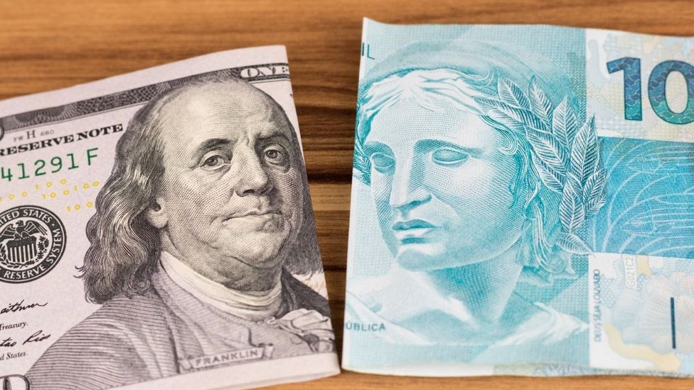 Dolar vs. Real. - Imagem: Reprodução | Pixabay / Portal Diário de Caratinga