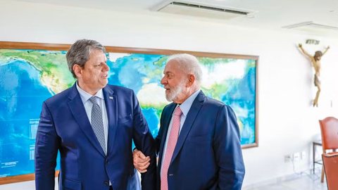 Luiz Inácio Lula da Silva e Tarcísio de Freitas - Imagem: Divulgação / Ricardo Stuckert