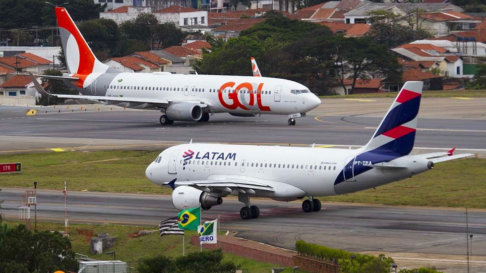 Aviões da Gol e Latam. - Imagem: Divulgação / AEROin