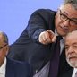 Geraldo Alckmin, Alexandre Padilha e Luiz Inácio Lula da Silva. - Imagem: Reprodução | Agência Brasil