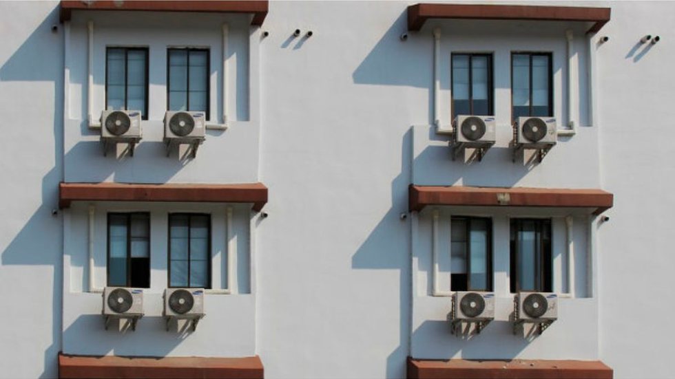 O síndico pode proibibir a instalação de ar-condicionado? - Imagem: Reprodução | YouTube - Portal Adias