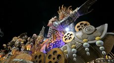 Mocidade Alegre conquista seu 13º título com 259,8 pontos em homenagem à atriz Léa Garcia, destacando ancestralidade e resistência - Imagem: Reprodução | Nelson Almeida / AFP