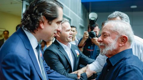 Presidente Lula recebe Jorge Pinheiro Koren de Lima, CEO da Hapvida, e Gustavo Ribeiro, vice-presidente da companhia - Imagem: Divulgação