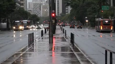 Chuva em SP. - Imagem: Reprodução | Jovem Pan/Jornal da Manhã/YouTube
