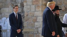 A conexão espiritual entre o passado e o presente de Trump em Jerusalém levanta questões sobre o significado de sua missão e o futuro da paz - Imagem: Reprodução | X (Twitter) - @AFPnews