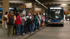 Prefeito de São Paulo libera mais R$ 323 milhões em subsídios para o transporte público - Imagem: Reprodução | Agência Brasil