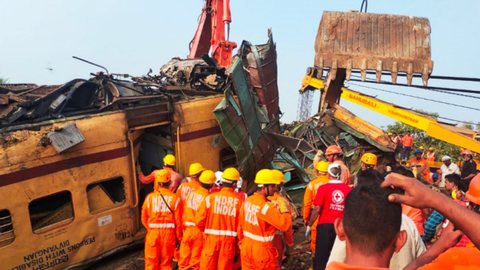 Acidente de trem no sul da Índia deixa 13 mortos e cerca de 50 feridos - Imagem: Reprodução | Twitter - AFP