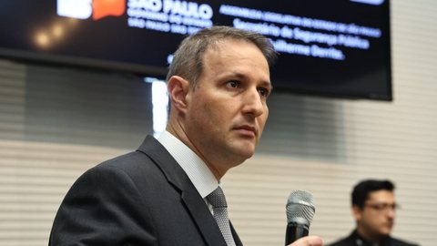 Com penas que podem chegar a 66 anos, proposta de Derrite visa acabar com a impunidade e a 'roda giratória' de líderes do crime - Imagem: Divulgação / Marco A. Cardelino/Alesp