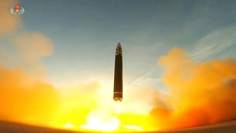Coreia do Norte lança míssil balístico. - Imagem: Divulgação