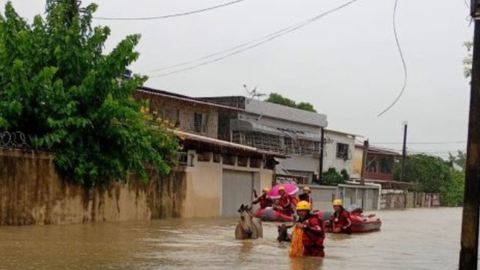 Ruas ficam submersas após temporal atingir o estado - Imagem: Reprodução