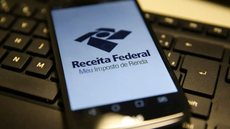 Verifique sua restituição no site da Receita Federal ou pelo aplicativo, com pagamentos programados para 28 de novembro - Imagem: Reprodução/Agência Brasil