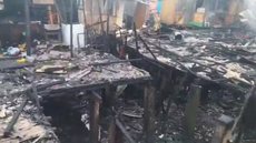 Incêndio destrói casas em comunidade de Cubatão - Imagem: Reprodução / Arquivo Pessoal / Ivanilson Alves