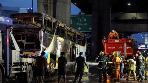 Incêndio em ônibus escolar na Tailândia deixa 23 mortos - Imagem: Reprodução / BlueSky / @choquei.com