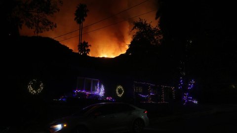 Incêndios florestais em Los Angeles deixam 11 mortos - Imagem: Reprodução / X / @folha__nacional