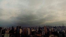 Incêndios continuam no interior de São Paulo, apesar da chuva na capital - Imagem: Reprodução/Fotos Públicas