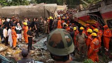 Acidente de trem deixa 288 mortos e mais de 800 feridos na Índia - Imagem: reprodução / Twitter @ANI