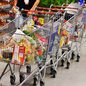 Alta dos alimentos mantém pressão sobre o IPCA mesmo com desaceleração - Imagem: Reprodução/Reinaldo Canato/VEJA