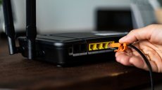Informações sobre a velocidade da internet terão que constar nas faturas - Imagem: Reprodução / Freepik
