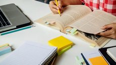 Inscrições para o Fies 2025 começam nesta terça - Imagem: Reprodução / Freepik