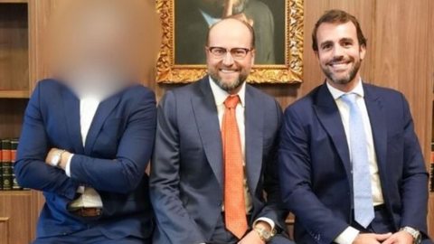 Lucas Bove à esquerda de Nelson Wilians - Imagem: Reprodução / Redes Sociais