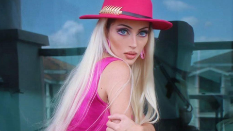 Conhecida como “Barbie Humana”, Bárbara tinha 31 anos e era influenciadora - Imagem: Reprodução | Redes Sociais
