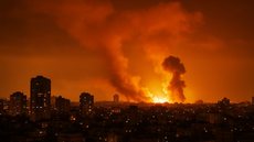 Israel e Irã voltam ao limite: jornalista árabe em pânico ao vivo expõe o colapso do Oriente Médio - Imagem gerada por IA