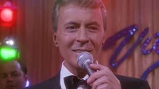 James Darren, astro de "Túnel do Tempo" e diretor de "Barrados no Baile", morre aos 88 anos - Imagem: Reprodução / Paramount+