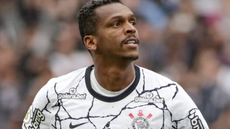 Ex-atacante foi detido em Guarulhos por agentes da PF - Imagem: Reprodução | Rodrigo Coca/ Agência Corinthians