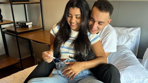 João Gomes e Ary Mirelle anunciam gravidez do primeiro filho em vídeo emocionante - Imagem: reprodução / Instagram @arymirelle