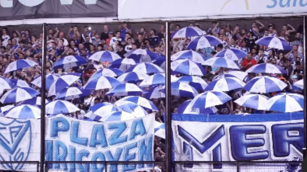 O Vélez suspendeu os contratos dos quatro atletas após condenação - Imagem: Reprodução/Instagram @velez