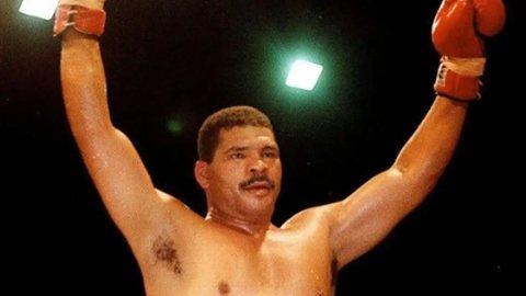 José Adilson Rodrigues dos Santos, o Maguila, morreu nesta quinta-feira (24) aos 66 anos de idade - Imagem: Reprodução | Instagram - @adilsonmaguilarodrigues