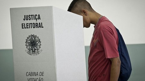 Jovem votando. - Imagem: Reprodução | EBC