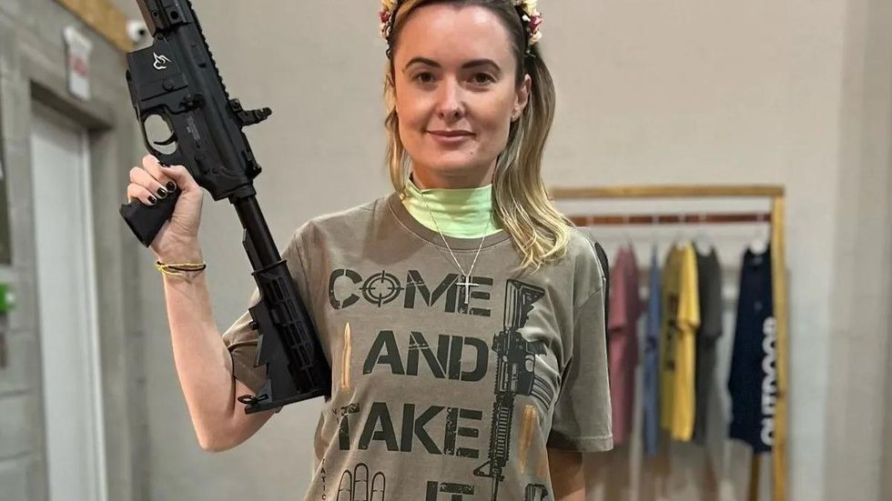Cotada para vice de Flávio Bolsonaro, Júlia Zanatta recebeu R$ 14,5 mil em missão oficial aos EUA