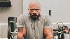 Interceptações telefônicas revelaram ameaças a influenciadores, incluindo o bodybuilder - Imagem: Reprodução / Instagram / @juliobalestrinoficial