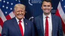 O governador de Utah classifica o assassinato de Charlie Kirk como crime motivado politicamente - Imagem: Reprodução / X / @RobertKennedyJr