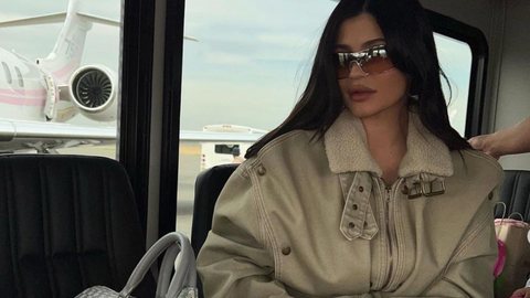A celebridade norte-americana ficou famosa após participar do reality show "Keeping Up with the Kardashians" - Imagem: reprodução Instagram @kyliejenner