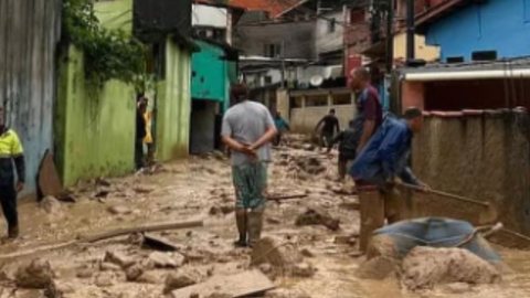 Doenças causadas pela água contaminada pela lama em São Sebastião - Imagem: reprodução Twitter