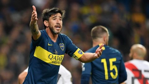 Santos faz proposta por Pablo Pérez, capitão do Boca Juniors