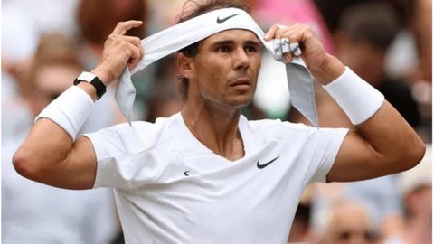 Imagem Nadal tem lesão no abdômen detectada, mas segue em Wimbledon