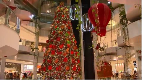 Compras de Natal devem injetar R$ 53,5 bilhões na economia em 2018, diz SPC
