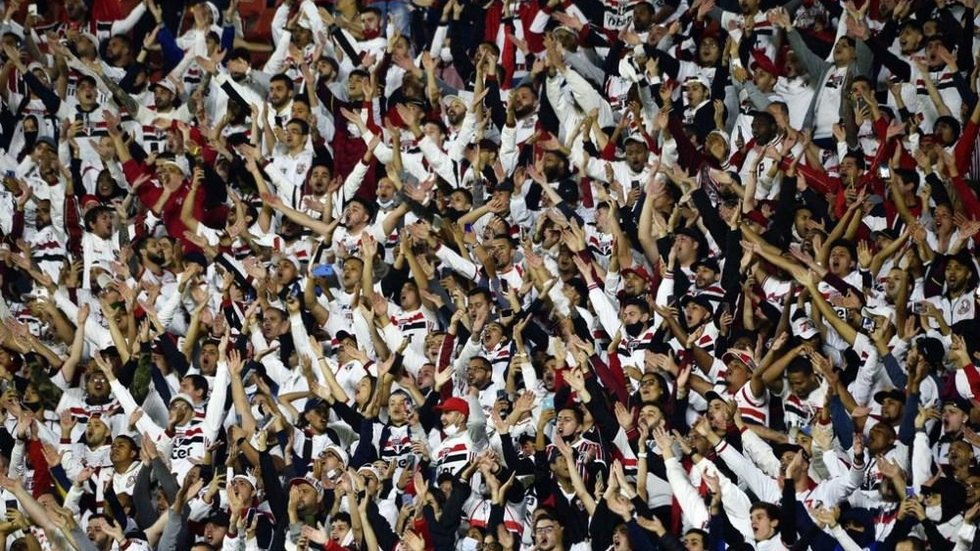 Torcedores enfrentam problemas em troca de ingressos de jogos de 2020; São Paulo cobra empresa