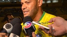 Hulk reafirma desejo de defender o Palmeiras, mas admite dificuldade em sair da China no momento