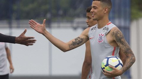 Corinthians deve adquirir 50% dos direitos econômicos de Thiaguinho