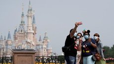Disneylândia de Xangai fecha após detectar 1 caso de Covid
