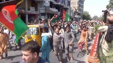 Várias pessoas são mortas no Afeganistão em protestos contra Talibã