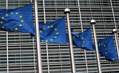 UE emite recomendação sobre comprimido contra covid-19 da MSD