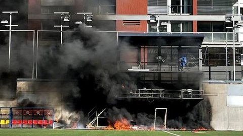 Incêndio no Estádio Nacional de Andorra põe em risco jogo da Inglaterra pelas eliminatórias