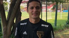 Anderson Martins mira San-São aberto, cita atenção especial a Gabigol e aponta concorrentes do São Paulo ao título